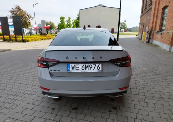 Skoda Superb cena 135000 przebieg: 147000, rok produkcji 2022 z Orneta małe 704